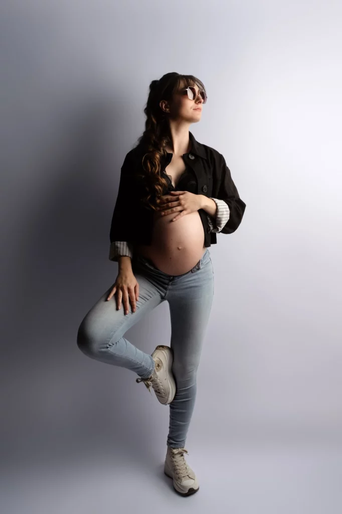 Photographe grossesse a domicile en sarthe